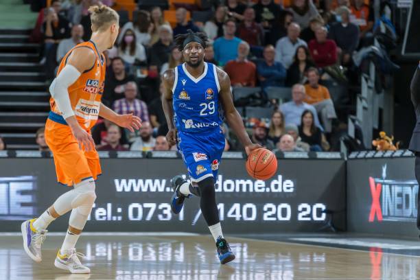 但低排名球 但低排名球