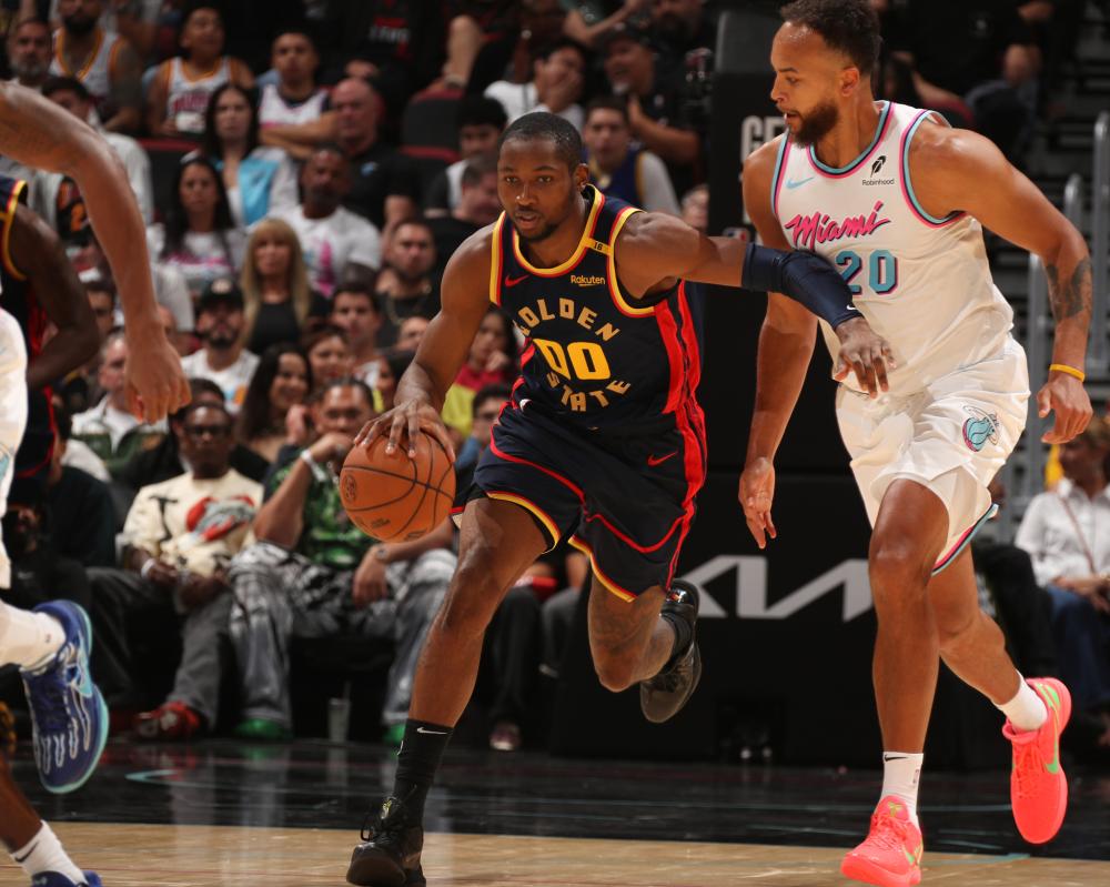 角已占位 角已占位